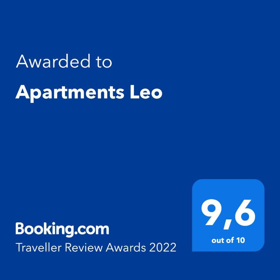 Apartments Leo Ровин Екстериор снимка