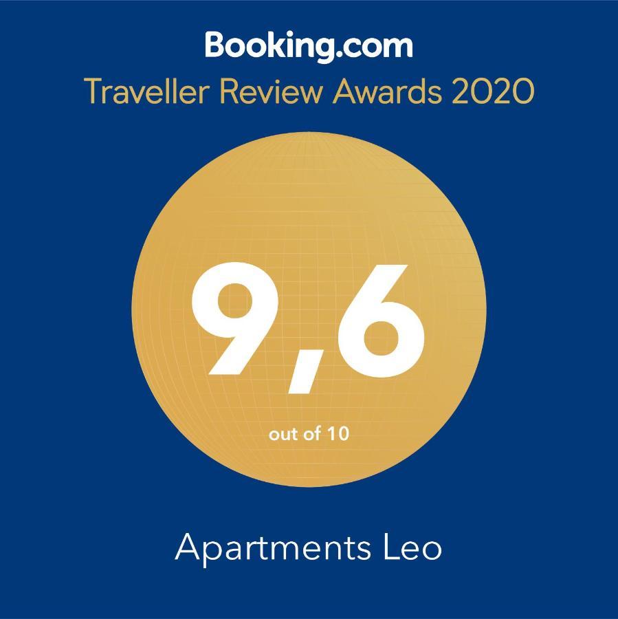 Apartments Leo Ровин Екстериор снимка